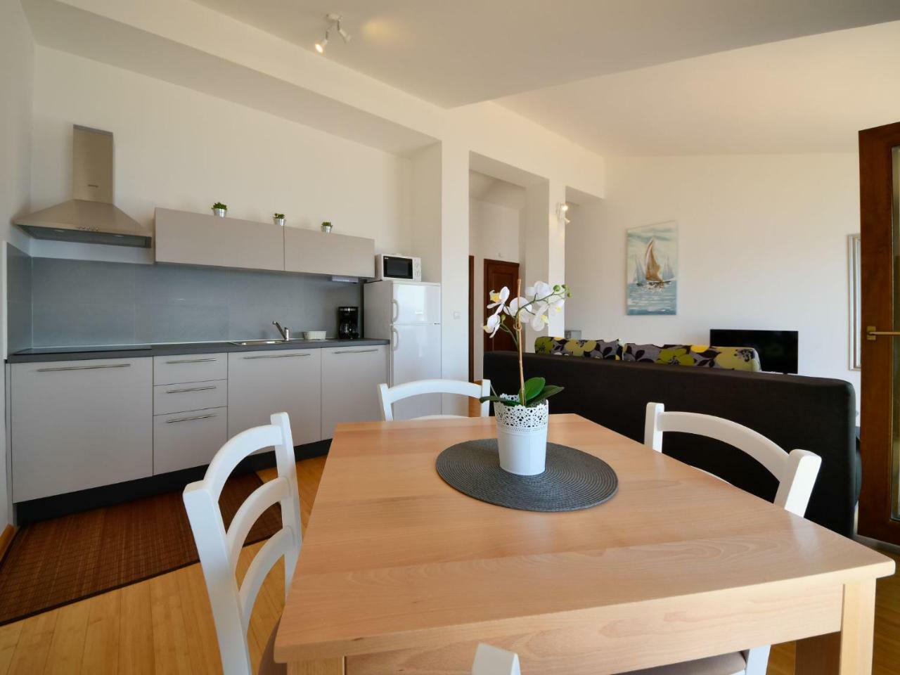 Apartment Val 2-1 By Interhome Sveti Juraj Exteriér fotografie